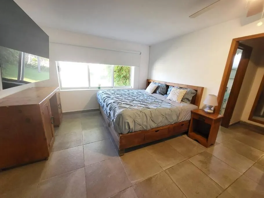 3 Rooms House At Side Of The Lagoon Cancún