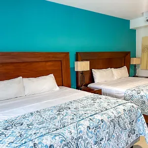 https://luxury-beachfront-penthouse-mareazul.allrivieramayahotels.com