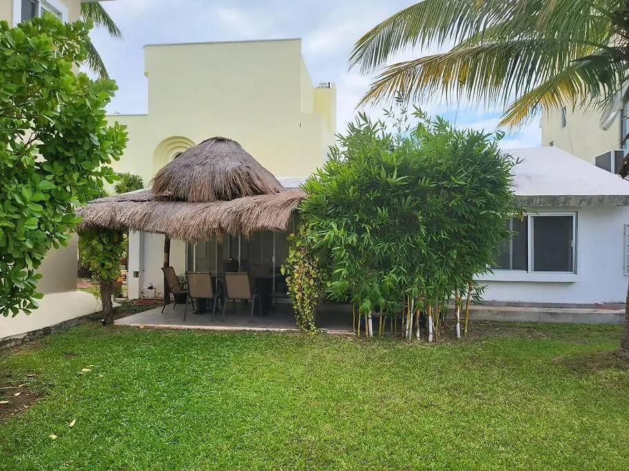 3 Rooms House At Side Of The Lagoon Cancun Holiday home