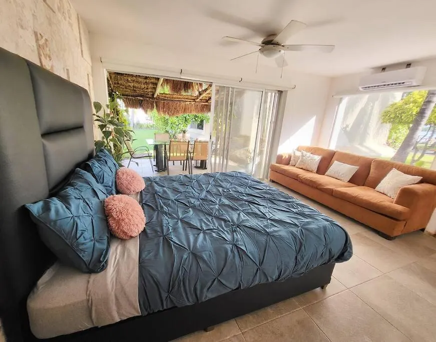 3 Rooms House At Side Of The Lagoon Cancun Mexico